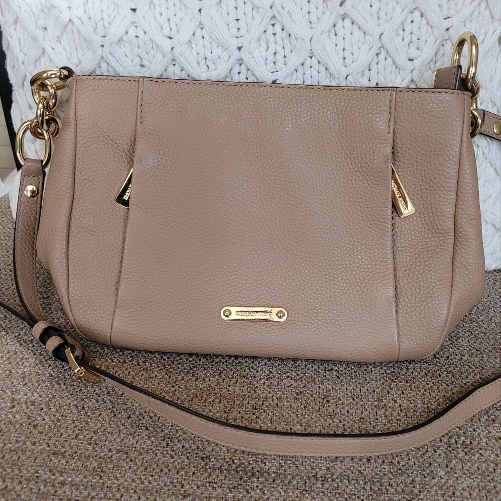 Michael Kors Pebble Leather Crossbody Bag, Excellent condition!!!